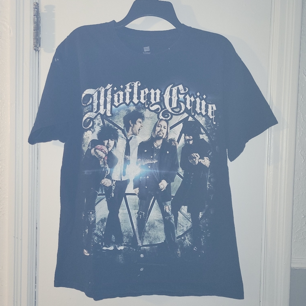 AUTHENTIC CONCERT ROCKBAND T-SHIRT Size L "Motley Crue" 2012